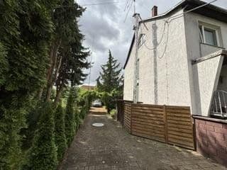 Predaj domu 156 m², pozemok 593 m², Mittelstraße 4, Hirschstein, Sasko Predaj domu 156 m², pozemok 593 m², Mittelstraße 4, Hirschstein, Sasko