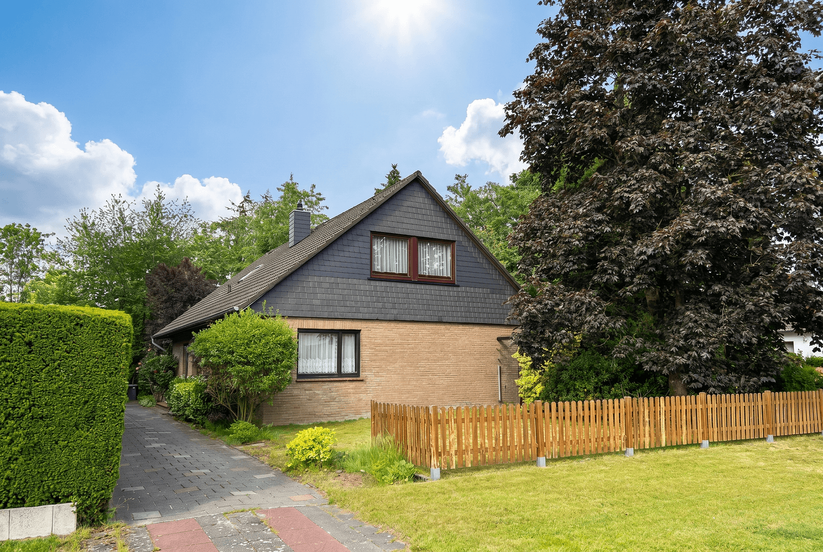 Predaj domu 168 m², pozemok 486 m², Oldenburg, Dolné Sasko Predaj domu 168 m², pozemok 486 m², Oldenburg, Dolné Sasko