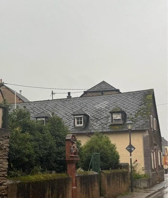 Predaj domu 150 m², pozemok 443 m², Neumagen-Dhron, Porýnie-Falcko Predaj domu 150 m², pozemok 443 m², Neumagen-Dhron, Porýnie-Falcko