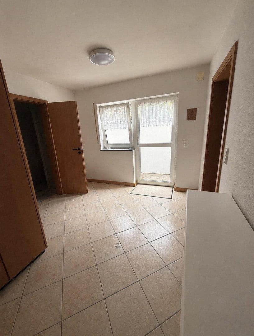 Predaj domu 210 m², pozemok 400 m², Kelkheim (Taunus), Hesensko Predaj domu 210 m², pozemok 400 m², Kelkheim (Taunus), Hesensko