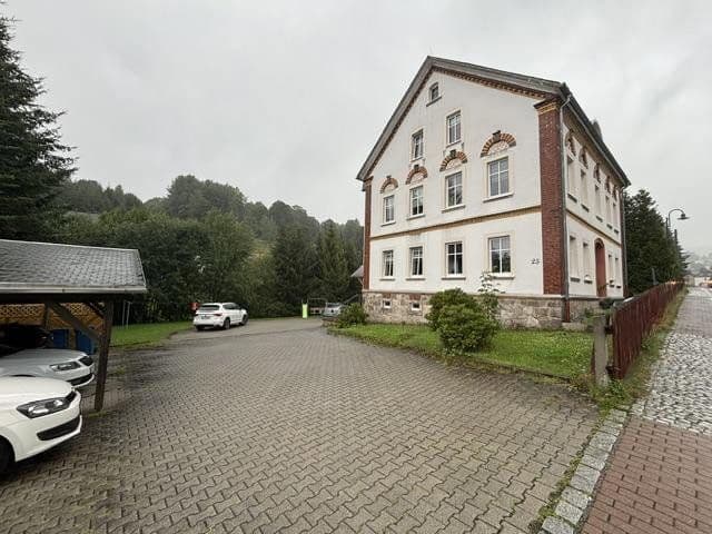 Predaj domu 357 m², pozemok 1.824 m², Hauptstraße 25, Breitenbrunn/Erzgebirge, Sasko Predaj domu 357 m², pozemok 1.824 m², Hauptstraße 25, Breitenbrunn/Erzgebirge, Sasko
