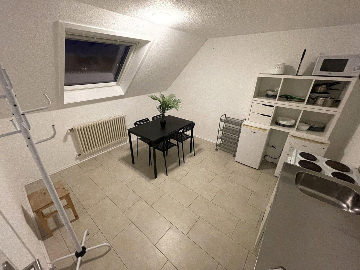 Predaj domu 178 m², pozemok 390 m², Tulpenstraße 13, Eggenstein-Leopoldshafen, Bádensko-Wurttembersko Predaj domu 178 m², pozemok 390 m², Tulpenstraße 13, Eggenstein-Leopoldshafen, Bádensko-Wurttembersko