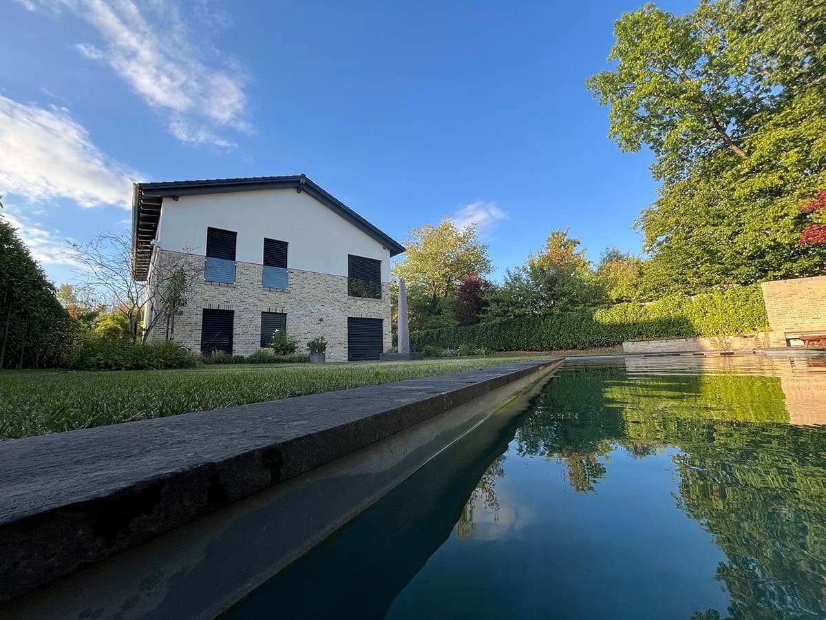 Predaj domu 191 m², pozemok 808 m², Bad Krozingen, Bádensko-Wurttembersko Predaj domu 191 m², pozemok 808 m², Bad Krozingen, Bádensko-Wurttembersko