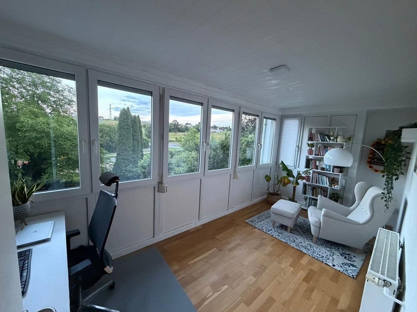Prenájom bytu 5-izbový 134 m², Backnang, Bádensko-Wurttembersko Prenájom bytu 5-izbový 134 m², Backnang, Bádensko-Wurttembersko