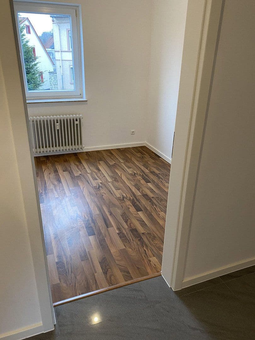 Prenájom bytu 3-izbový 76 m², Essenheim, Porýnie-Falcko Prenájom bytu 3-izbový 76 m², Essenheim, Porýnie-Falcko