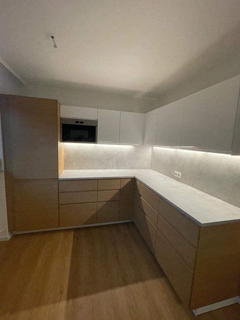 Prenájom bytu 4-izbový 112 m², Gerbrunn, Bavorsko Prenájom bytu 4-izbový 112 m², Gerbrunn, Bavorsko
