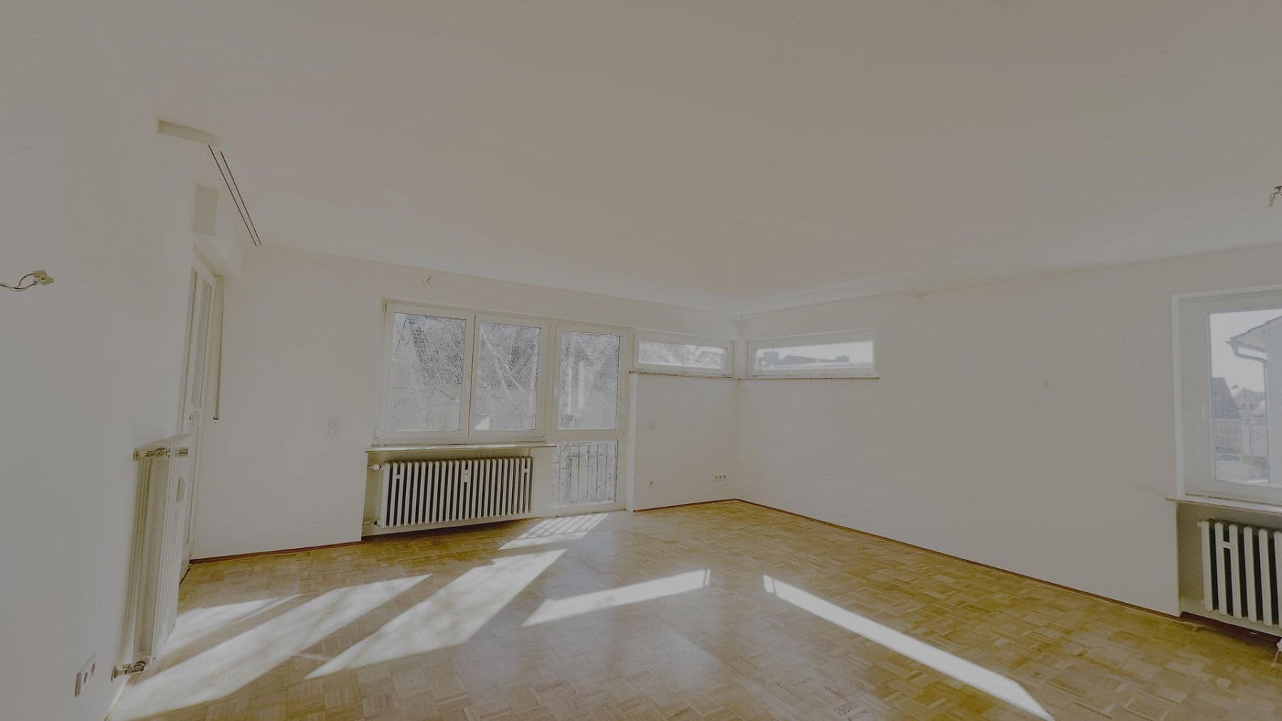 Prenájom bytu 4-izbový 112 m², Gerbrunn, Bavorsko Prenájom bytu 4-izbový 112 m², Gerbrunn, Bavorsko