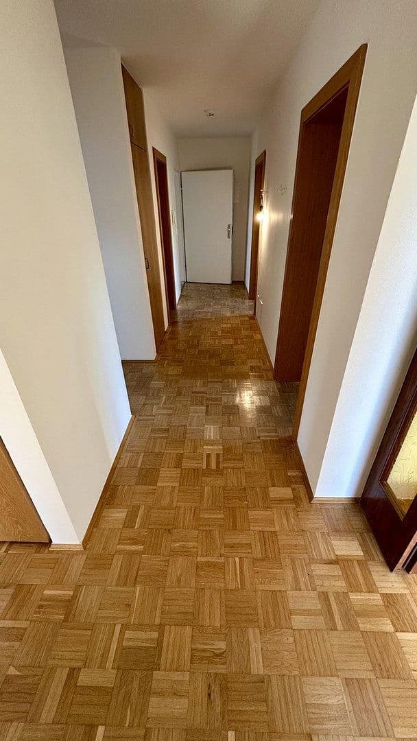 Prenájom bytu 4-izbový 112 m², Gerbrunn, Bavorsko Prenájom bytu 4-izbový 112 m², Gerbrunn, Bavorsko