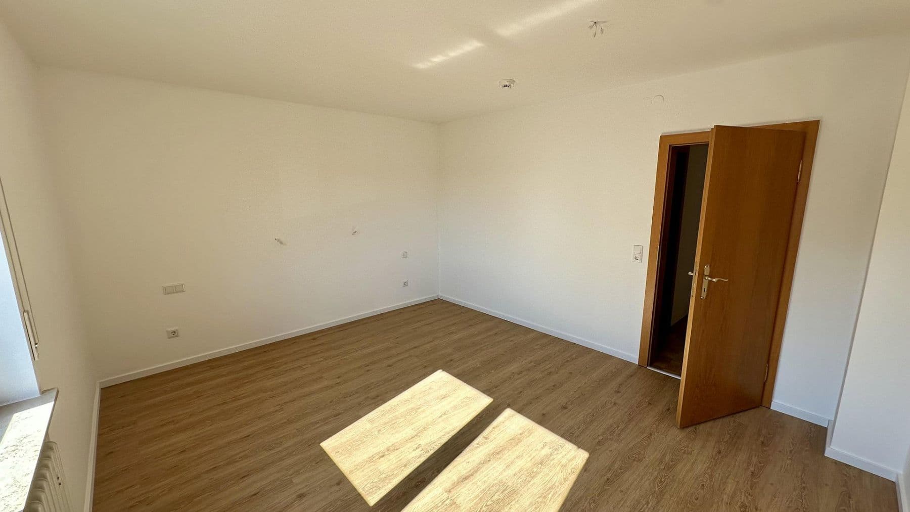 Prenájom bytu 4-izbový 112 m², Gerbrunn, Bavorsko Prenájom bytu 4-izbový 112 m², Gerbrunn, Bavorsko