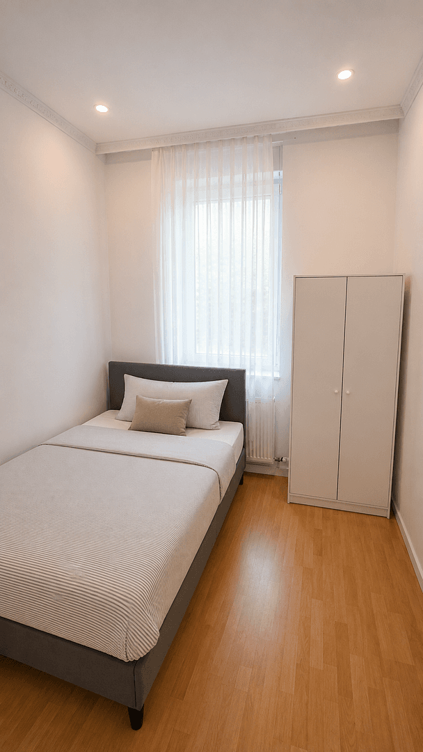 Prenájom bytu 2-izbový 40 m², Jülicherstraße 136, Aachen, Severné Porýnie - Westfálsko Prenájom bytu 2-izbový 40 m², Jülicherstraße 136, Aachen, Severné Porýnie - Westfálsko