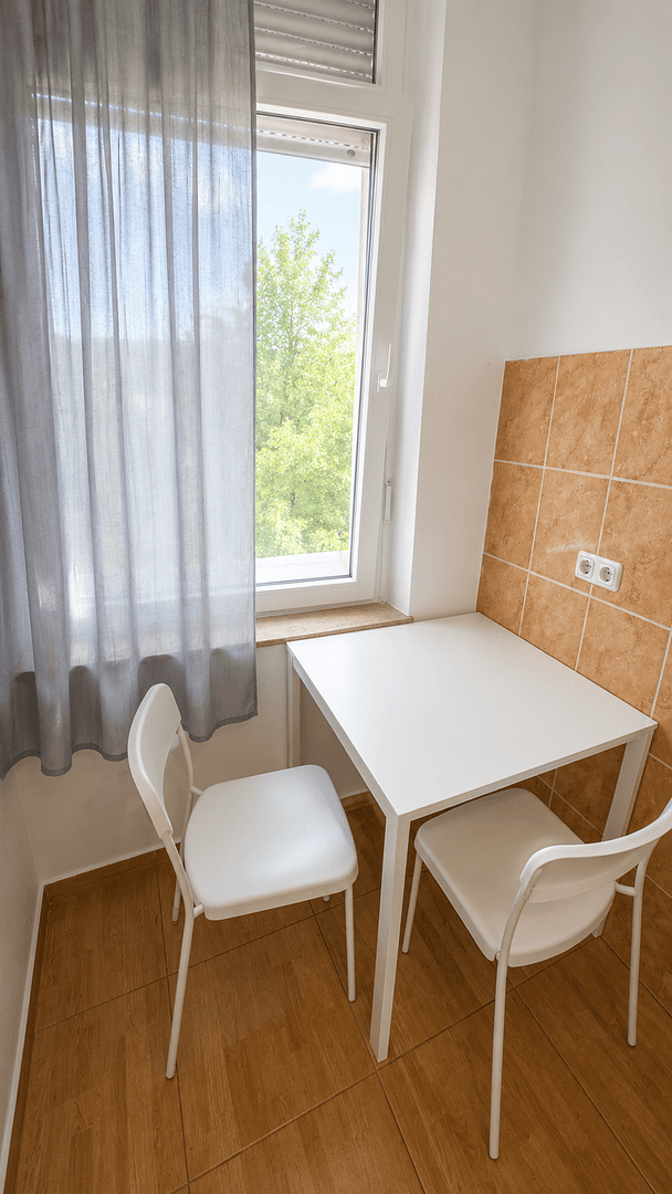 Prenájom bytu 2-izbový 40 m², Jülicherstraße 136, Aachen, Severné Porýnie - Westfálsko Prenájom bytu 2-izbový 40 m², Jülicherstraße 136, Aachen, Severné Porýnie - Westfálsko
