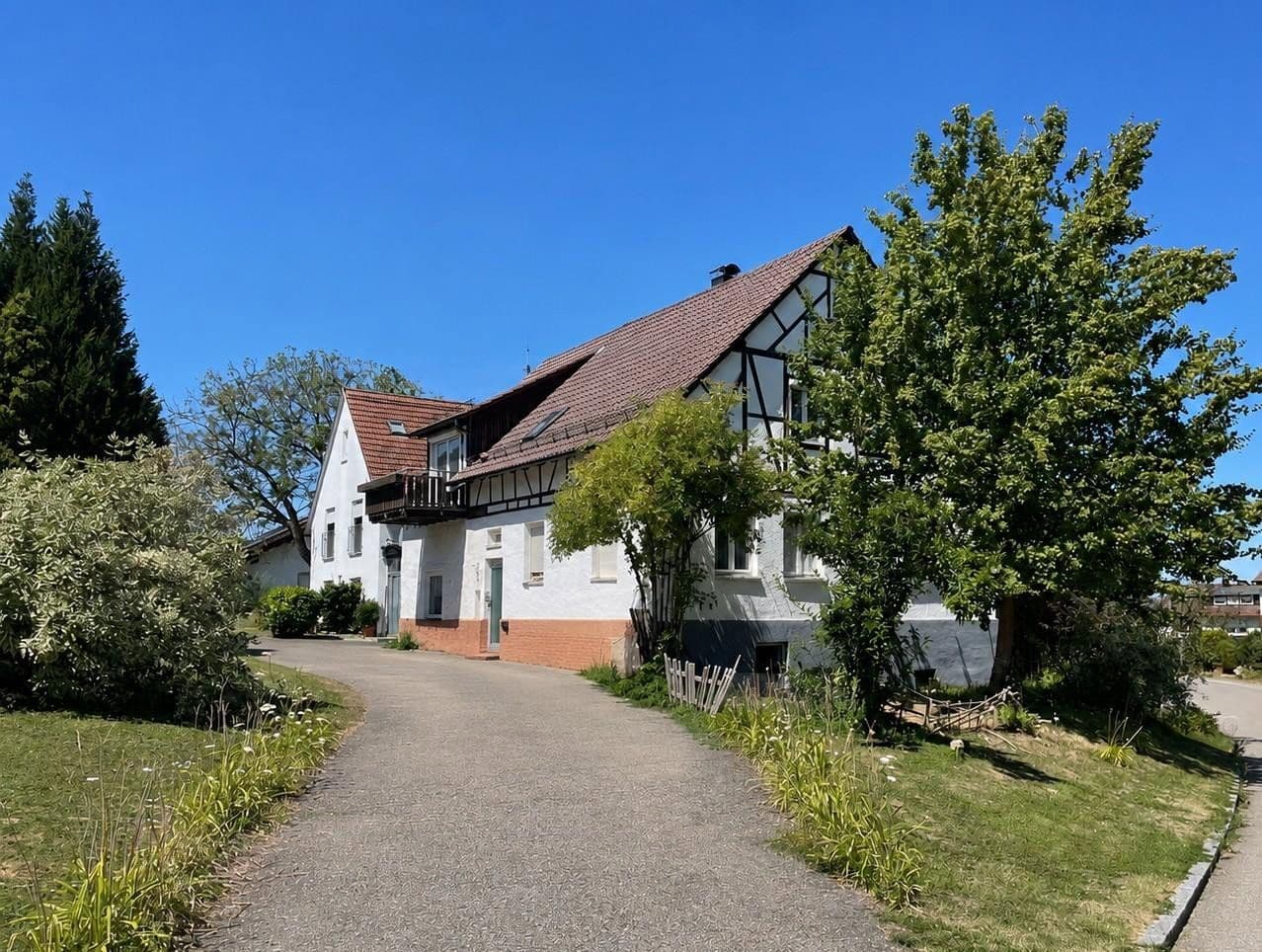 Predaj domu 197 m², pozemok 445 m², Eberdinger Weg 9, Ditzingen, Bádensko-Wurttembersko Predaj domu 197 m², pozemok 445 m², Eberdinger Weg 9, Ditzingen, Bádensko-Wurttembersko