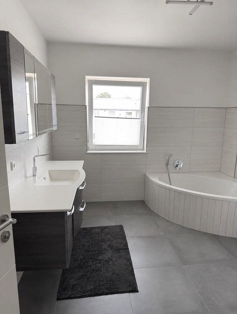 Prenájom domu 140 m², pozemok 750 m², Rotenburg, Dolné Sasko Prenájom domu 140 m², pozemok 750 m², Rotenburg, Dolné Sasko