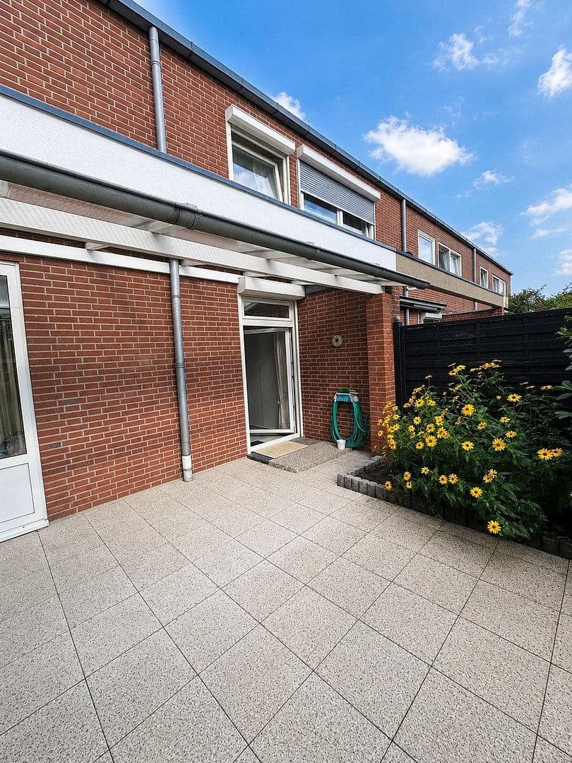 Predaj domu 92 m², pozemok 219 m², Lübeck, Šlezvicko-Holštajnsko Predaj domu 92 m², pozemok 219 m², Lübeck, Šlezvicko-Holštajnsko