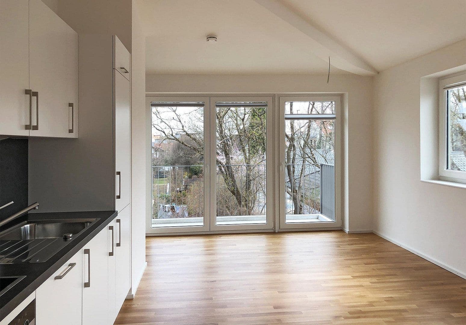 Prenájom bytu 2-izbový 50 m², Hohenlindner Straße 5, Feldkirchen, Bavorsko Prenájom bytu 2-izbový 50 m², Hohenlindner Straße 5, Feldkirchen, Bavorsko