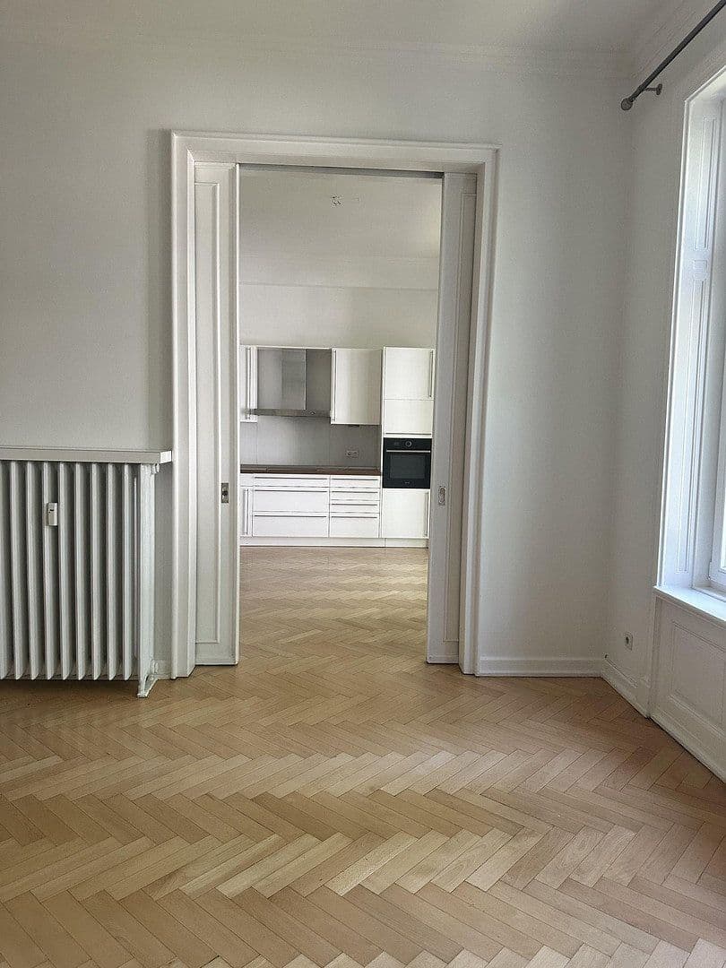 Prenájom bytu 3-izbový 120 m², Herbert-Weichmann-Str. 72, Hamburg, Hamburg Prenájom bytu 3-izbový 120 m², Herbert-Weichmann-Str. 72, Hamburg, Hamburg