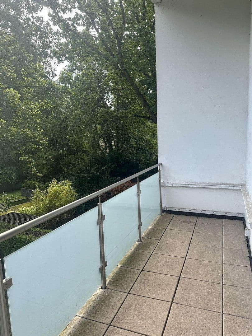Prenájom bytu 3-izbový 120 m², Herbert-Weichmann-Str. 72, Hamburg, Hamburg Prenájom bytu 3-izbový 120 m², Herbert-Weichmann-Str. 72, Hamburg, Hamburg