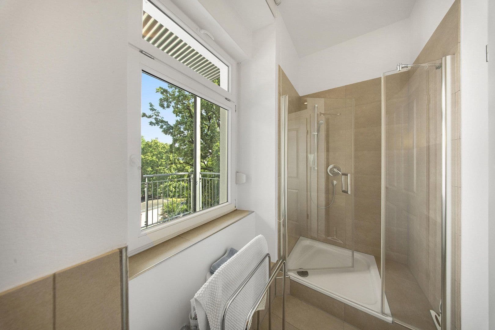 Predaj bytu 3-izbový 199 m², Karlsruhe, Bádensko-Wurttembersko Predaj bytu 3-izbový 199 m², Karlsruhe, Bádensko-Wurttembersko