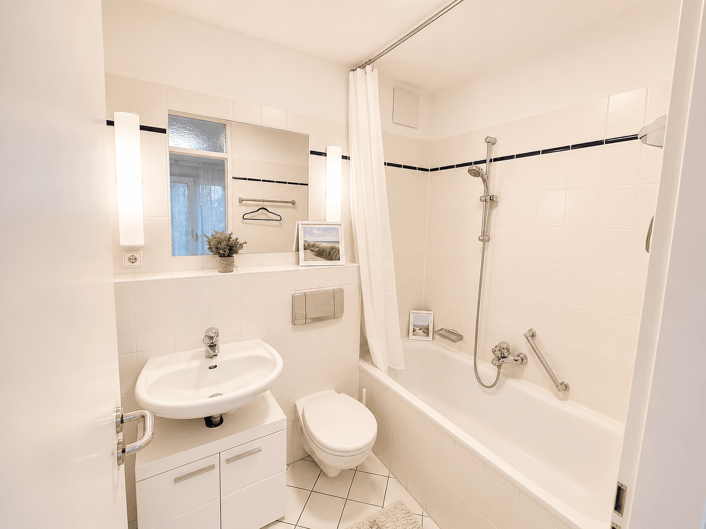 Prenájom bytu 3-izbový 71 m², Kleine Alexanderstraße 7, Berlin, Berlín Prenájom bytu 3-izbový 71 m², Kleine Alexanderstraße 7, Berlin, Berlín