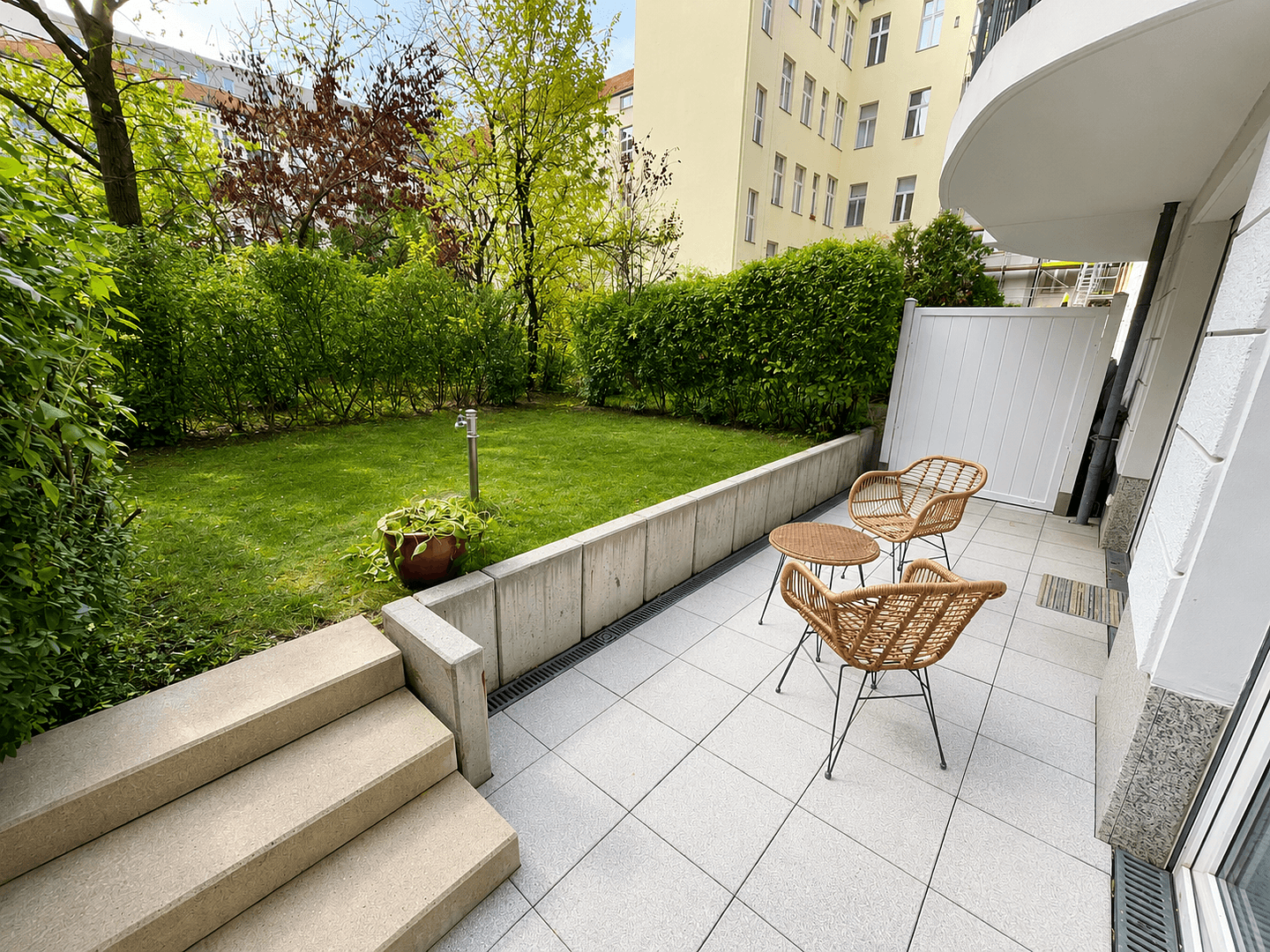 Prenájom bytu 3-izbový 71 m², Kleine Alexanderstraße 7, Berlin, Berlín Prenájom bytu 3-izbový 71 m², Kleine Alexanderstraße 7, Berlin, Berlín