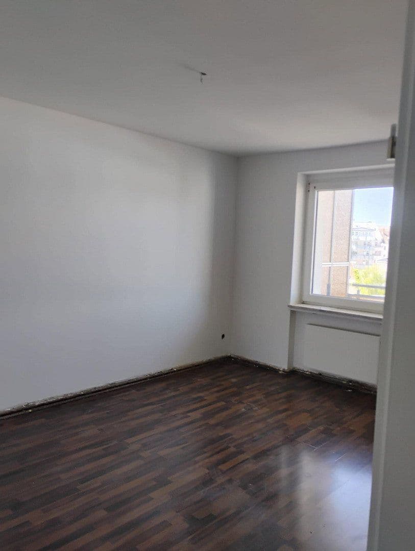 Prenájom bytu 2-izbový 54 m², Herzogstraße 97, Düsseldorf, Severné Porýnie - Westfálsko Prenájom bytu 2-izbový 54 m², Herzogstraße 97, Düsseldorf, Severné Porýnie - Westfálsko