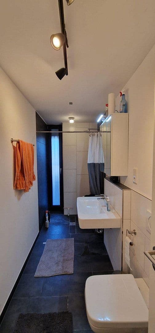 Prenájom bytu 1-izbový 14 m², Karlsruhe, Bádensko-Wurttembersko Prenájom bytu 1-izbový 14 m², Karlsruhe, Bádensko-Wurttembersko