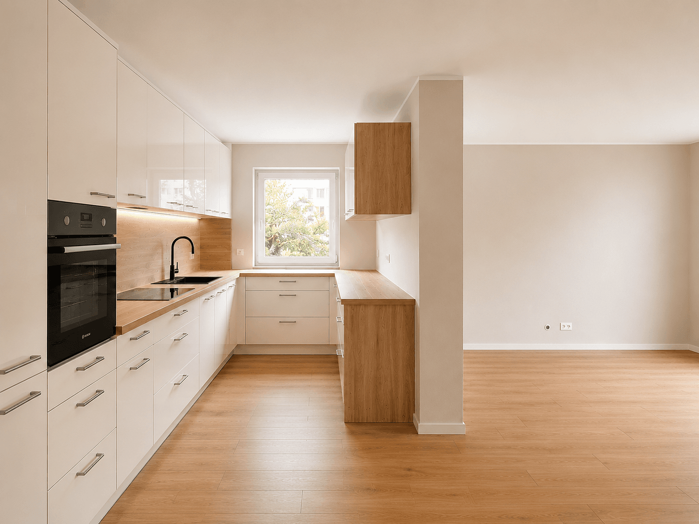 Prenájom bytu 5-izbový 119 m², An der Post 13, Weinböhla, Sasko Prenájom bytu 5-izbový 119 m², An der Post 13, Weinböhla, Sasko