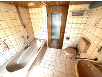 Predaj domu 230 m², pozemok 1.720 m², Bauland Straße 21, Walldürn, Bádensko-Wurttembersko Predaj domu 230 m², pozemok 1.720 m², Bauland Straße 21, Walldürn, Bádensko-Wurttembersko
