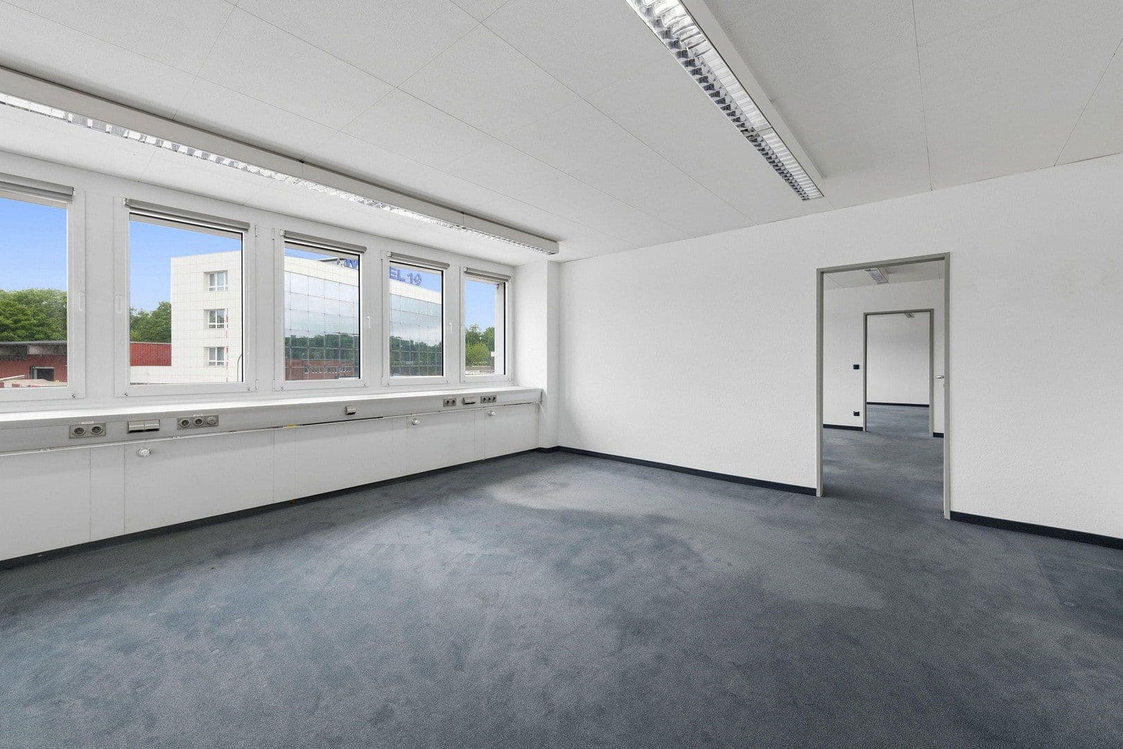Prenájom kancelárie 646 m², Moselstr. 14, Neuss, Severné Porýnie - Westfálsko Prenájom kancelárie 646 m², Moselstr. 14, Neuss, Severné Porýnie - Westfálsko