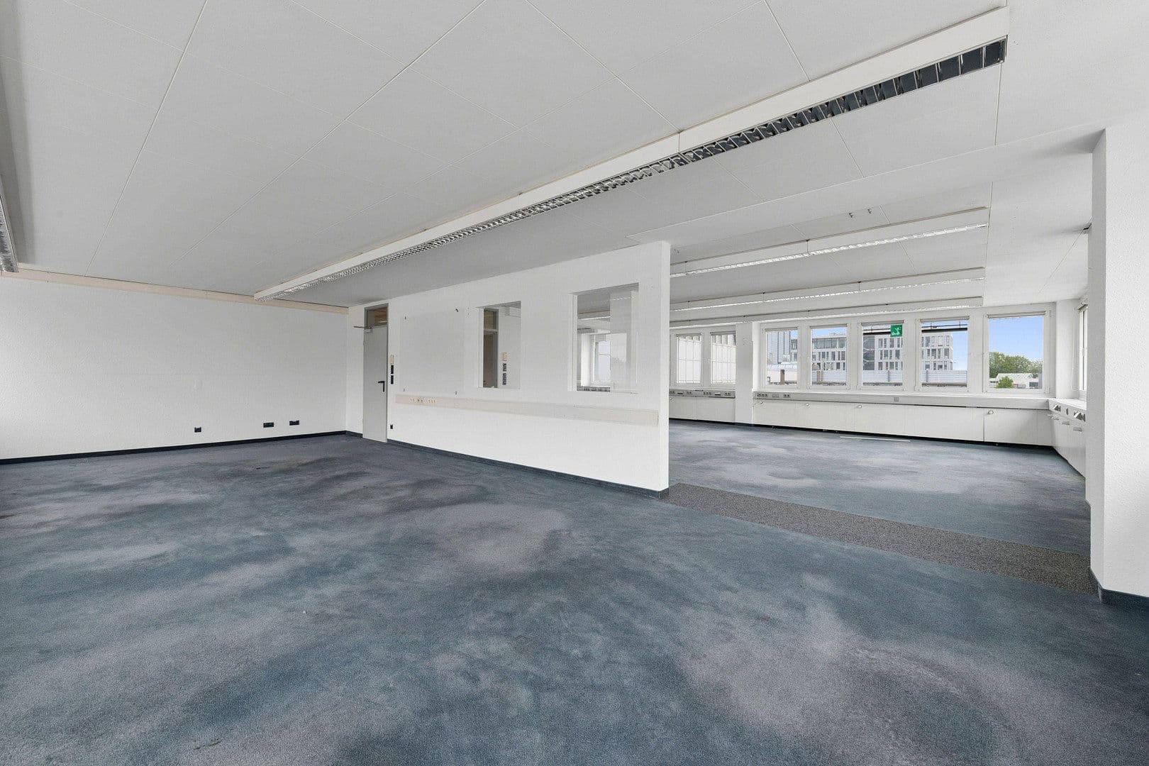 Prenájom kancelárie 646 m², Moselstr. 14, Neuss, Severné Porýnie - Westfálsko Prenájom kancelárie 646 m², Moselstr. 14, Neuss, Severné Porýnie - Westfálsko