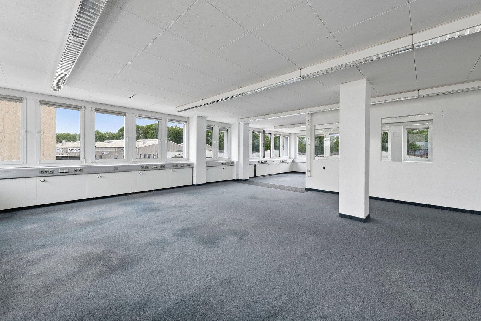 Prenájom kancelárie 646 m², Moselstr. 14, Neuss, Severné Porýnie - Westfálsko Prenájom kancelárie 646 m², Moselstr. 14, Neuss, Severné Porýnie - Westfálsko