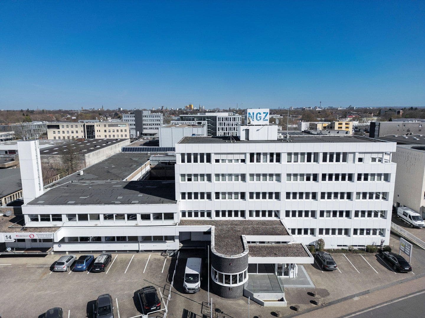 Prenájom kancelárie 646 m², Moselstr. 14, Neuss, Severné Porýnie - Westfálsko Prenájom kancelárie 646 m², Moselstr. 14, Neuss, Severné Porýnie - Westfálsko