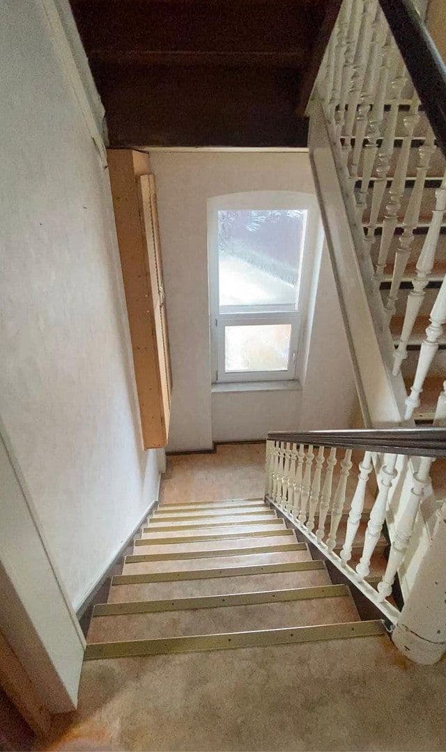 Prenájom bytu 4-izbový 100 m², Altenburg, Durínsko Prenájom bytu 4-izbový 100 m², Altenburg, Durínsko