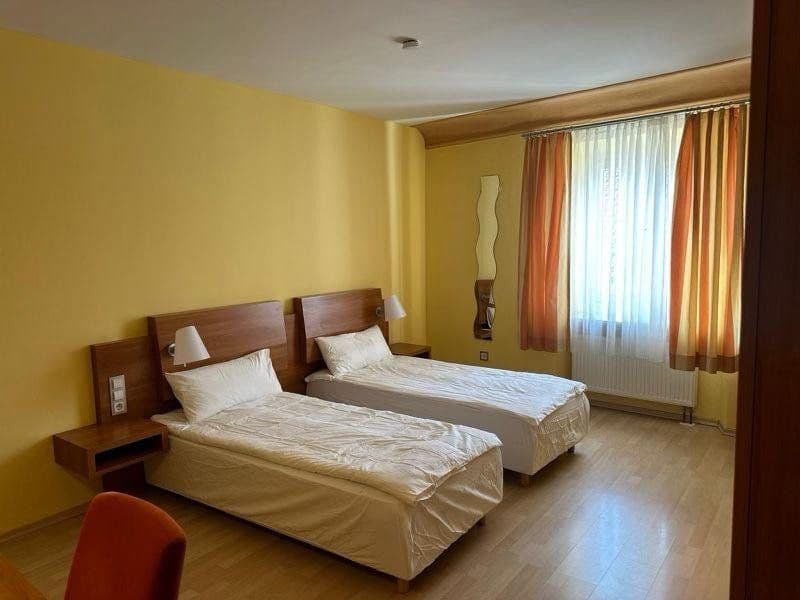 Prenájom bytu 5-izbový 140 m², Greding, Bavorsko Prenájom bytu 5-izbový 140 m², Greding, Bavorsko