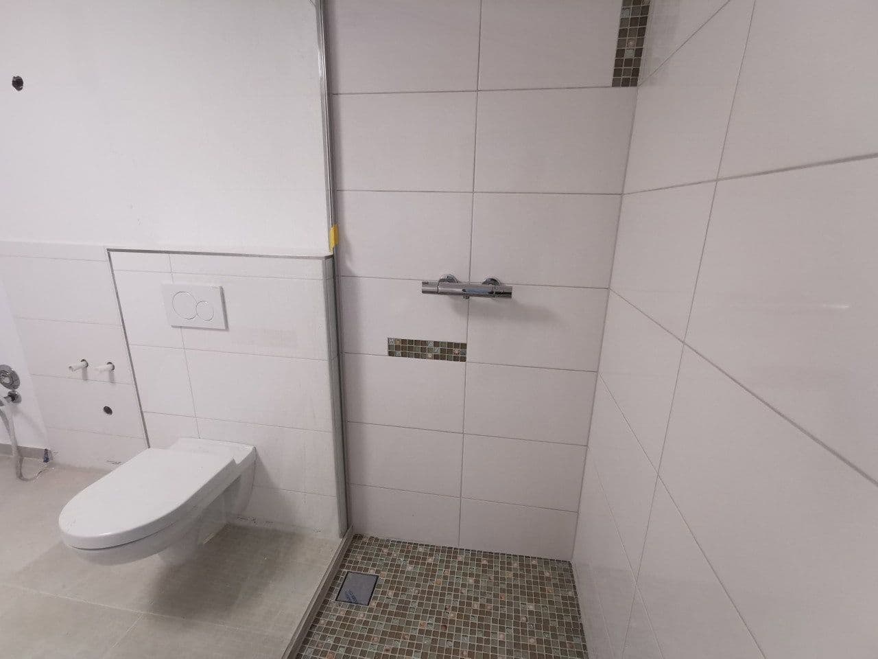 Prenájom bytu 3-izbový 90 m², Kirchstrasse 8, Schwalmtal, Hesensko Prenájom bytu 3-izbový 90 m², Kirchstrasse 8, Schwalmtal, Hesensko