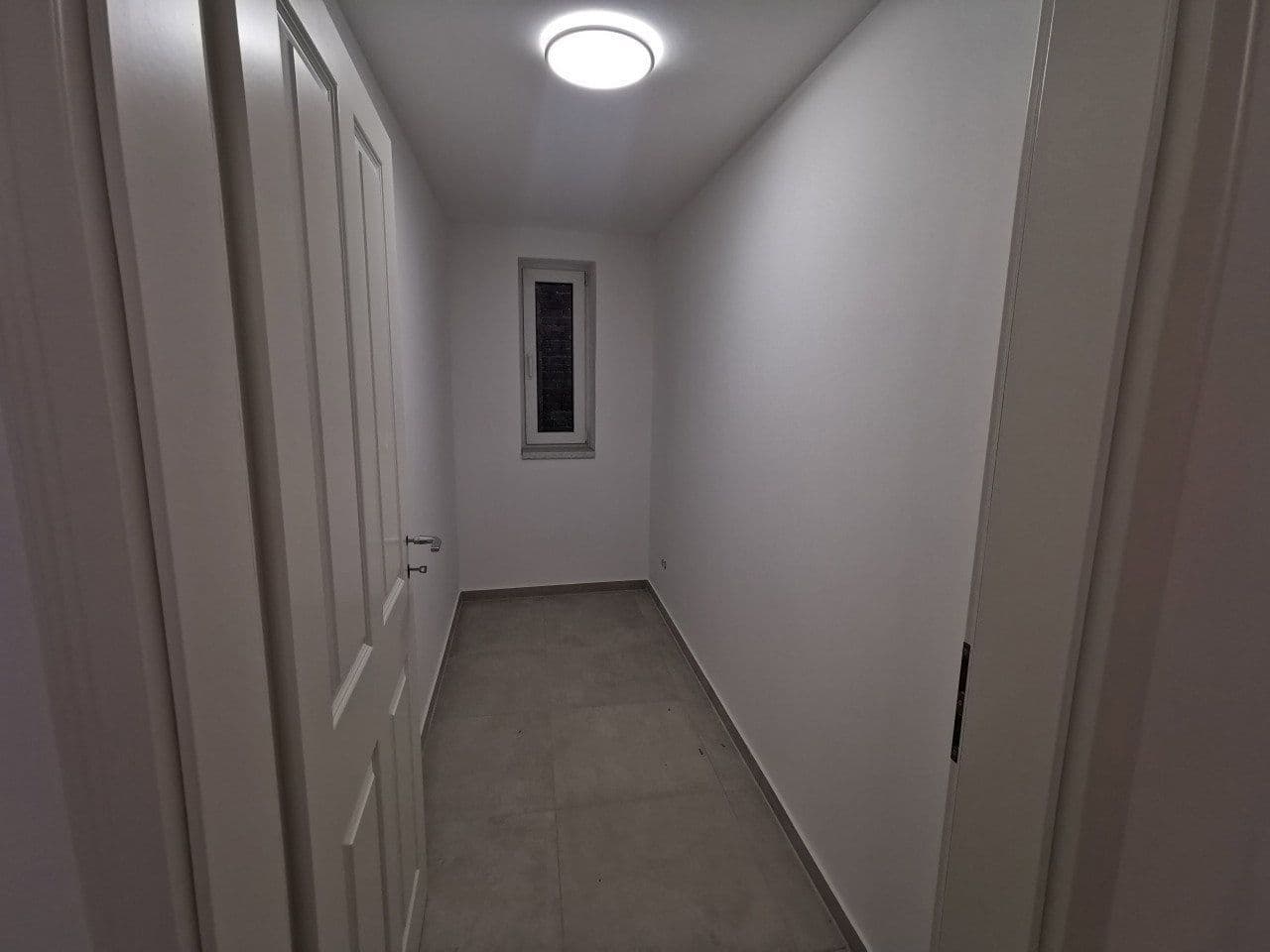 Prenájom bytu 3-izbový 90 m², Kirchstrasse 8, Schwalmtal, Hesensko Prenájom bytu 3-izbový 90 m², Kirchstrasse 8, Schwalmtal, Hesensko
