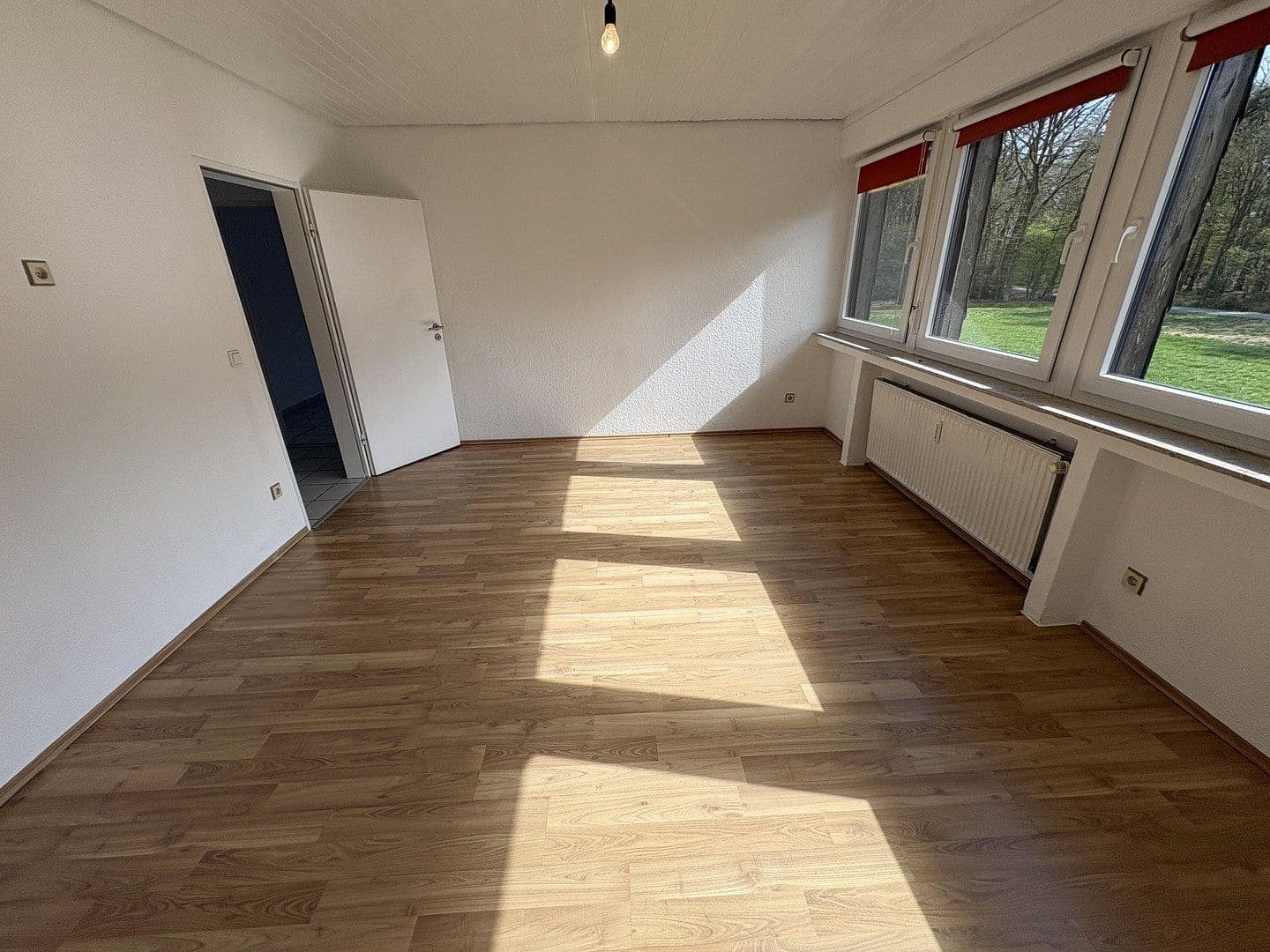 Prenájom bytu 4-izbový 116 m², Ostbevern, Severné Porýnie - Westfálsko Prenájom bytu 4-izbový 116 m², Ostbevern, Severné Porýnie - Westfálsko