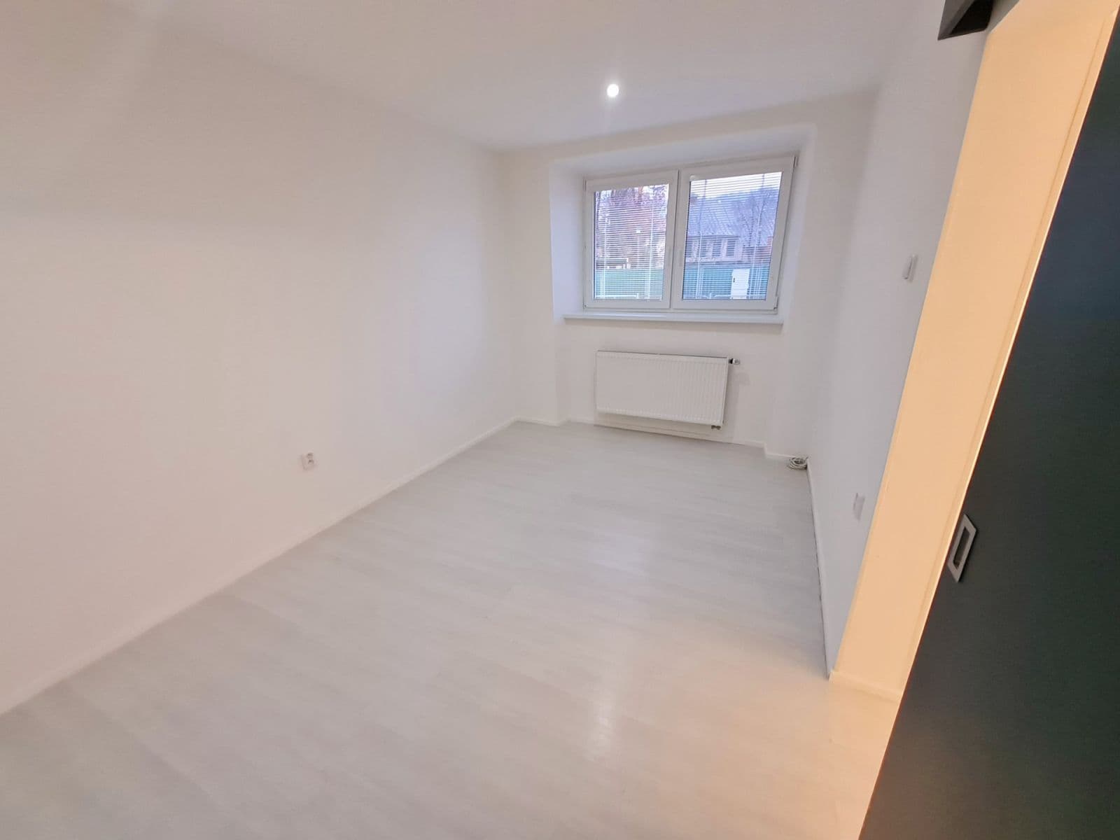 Prenájom bytu 3-izbový 58 m², Brněnská, Kuřim, Jihomoravský kraj Prenájom bytu 3-izbový 58 m², Brněnská, Kuřim, Jihomoravský kraj