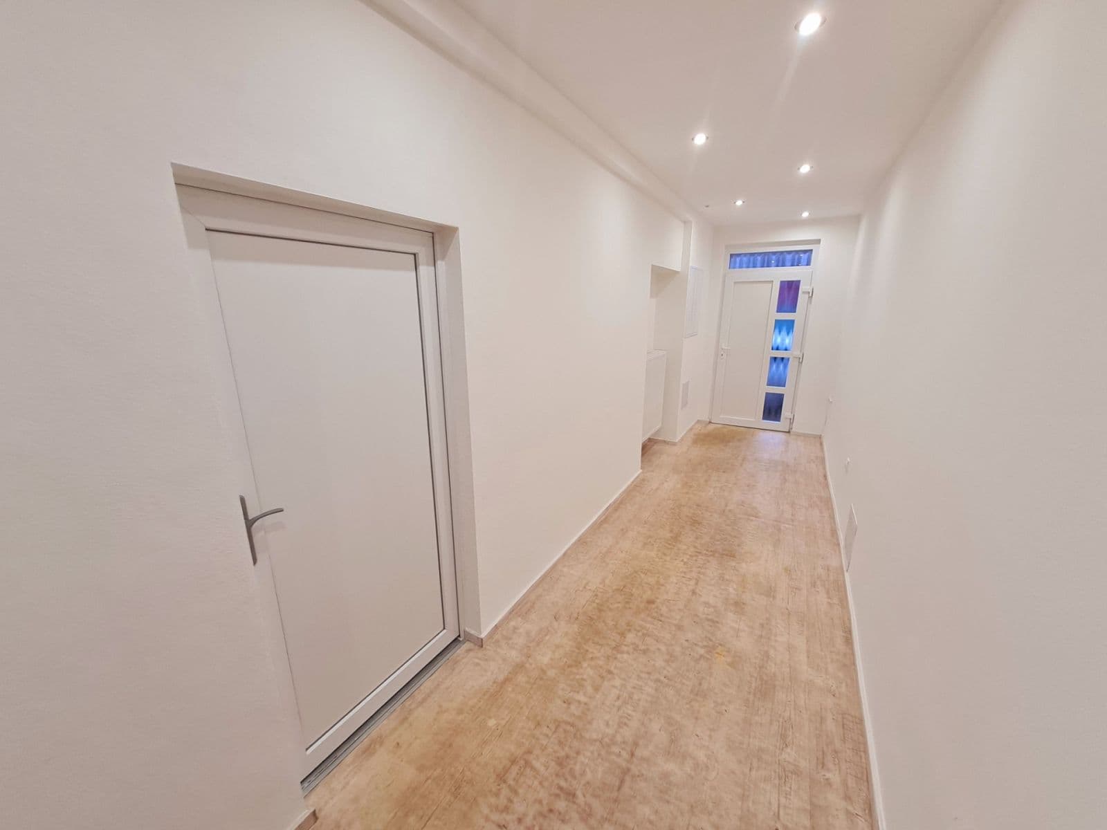 Prenájom bytu 3-izbový 58 m², Brněnská, Kuřim, Jihomoravský kraj Prenájom bytu 3-izbový 58 m², Brněnská, Kuřim, Jihomoravský kraj