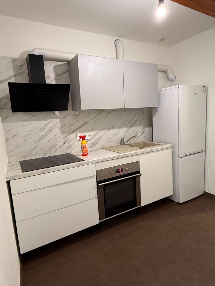 Prenájom bytu 1-izbový 24 m², Klimešova, Brno, Jihomoravský kraj Prenájom bytu 1-izbový 24 m², Klimešova, Brno, Jihomoravský kraj