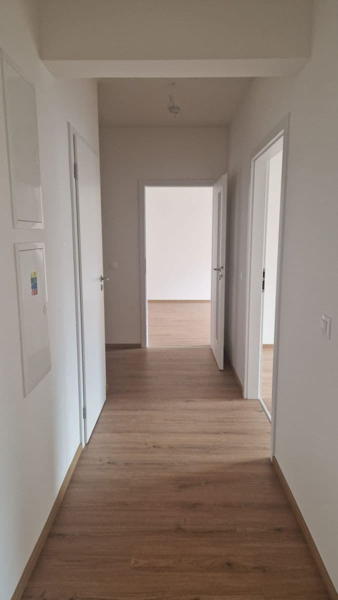 Predaj bytu 3-izbový 78 m², Ke stadionu, Kladno, Středočeský kraj Predaj bytu 3-izbový 78 m², Ke stadionu, Kladno, Středočeský kraj