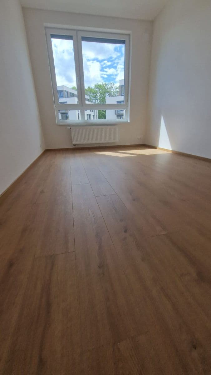 Predaj bytu 3-izbový 78 m², Ke stadionu, Kladno, Středočeský kraj Predaj bytu 3-izbový 78 m², Ke stadionu, Kladno, Středočeský kraj