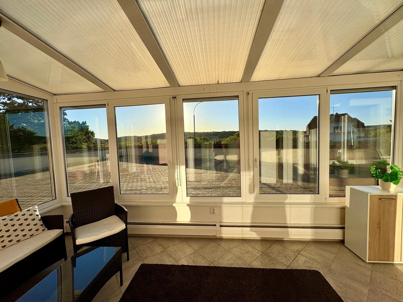 Predaj bytu 2-izbový 61 m², Slunečná, Černošice, Středočeský kraj Predaj bytu 2-izbový 61 m², Slunečná, Černošice, Středočeský kraj