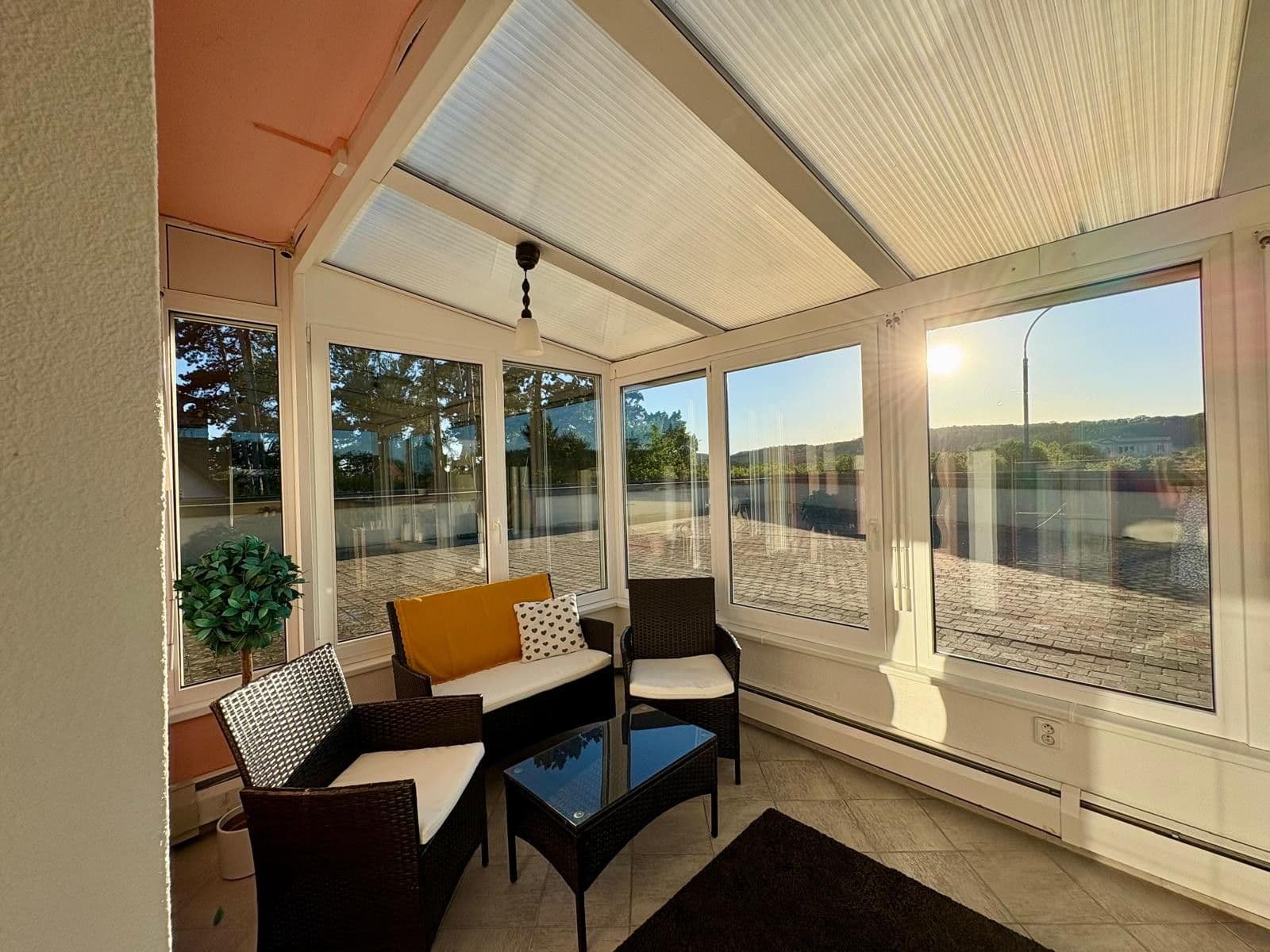 Predaj bytu 2-izbový 61 m², Slunečná, Černošice, Středočeský kraj Predaj bytu 2-izbový 61 m², Slunečná, Černošice, Středočeský kraj