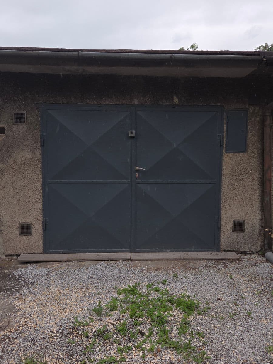 Predaj garáže 29 m², Třinec, Moravskoslezský kraj Predaj garáže 29 m², Třinec, Moravskoslezský kraj