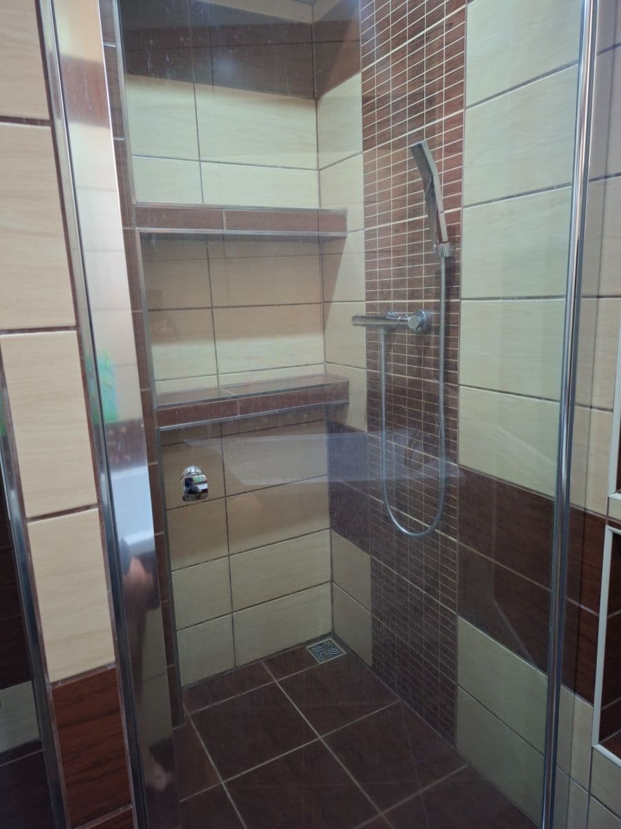 Prenájom bytu 3-izbový 75 m², Víta Nejedlého, Chrudim, Pardubický kraj Prenájom bytu 3-izbový 75 m², Víta Nejedlého, Chrudim, Pardubický kraj