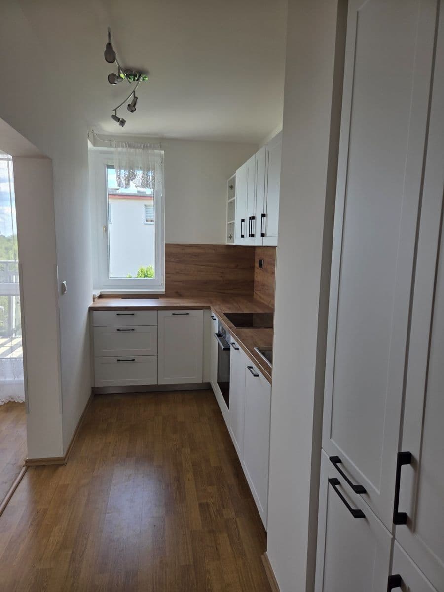 Prenájom bytu 3-izbový 89 m², Symfonická, Praha, Praha Prenájom bytu 3-izbový 89 m², Symfonická, Praha, Praha