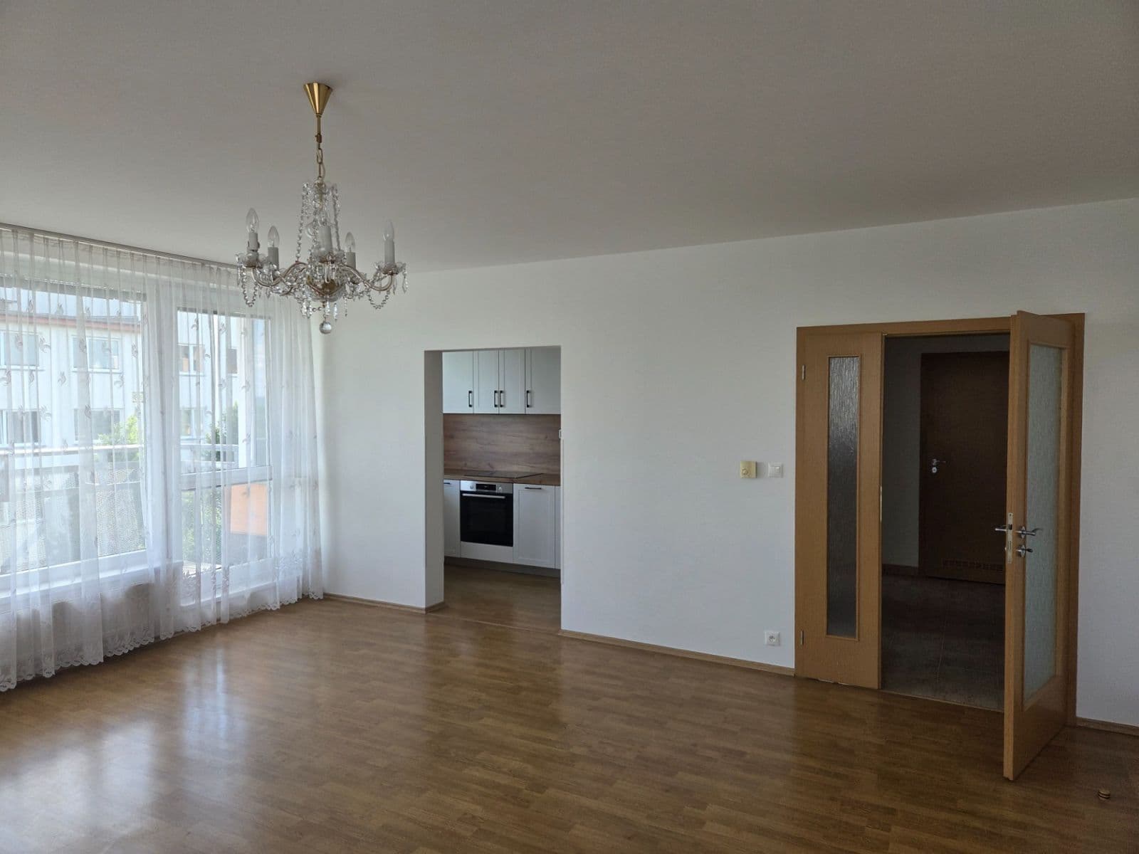 Prenájom bytu 3-izbový 89 m², Symfonická, Praha, Praha Prenájom bytu 3-izbový 89 m², Symfonická, Praha, Praha