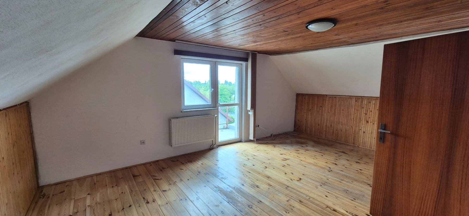 Predaj domu 333 m², pozemok 533 m², 28. října, Jindřichův Hradec, Jihočeský kraj Predaj domu 333 m², pozemok 533 m², 28. října, Jindřichův Hradec, Jihočeský kraj