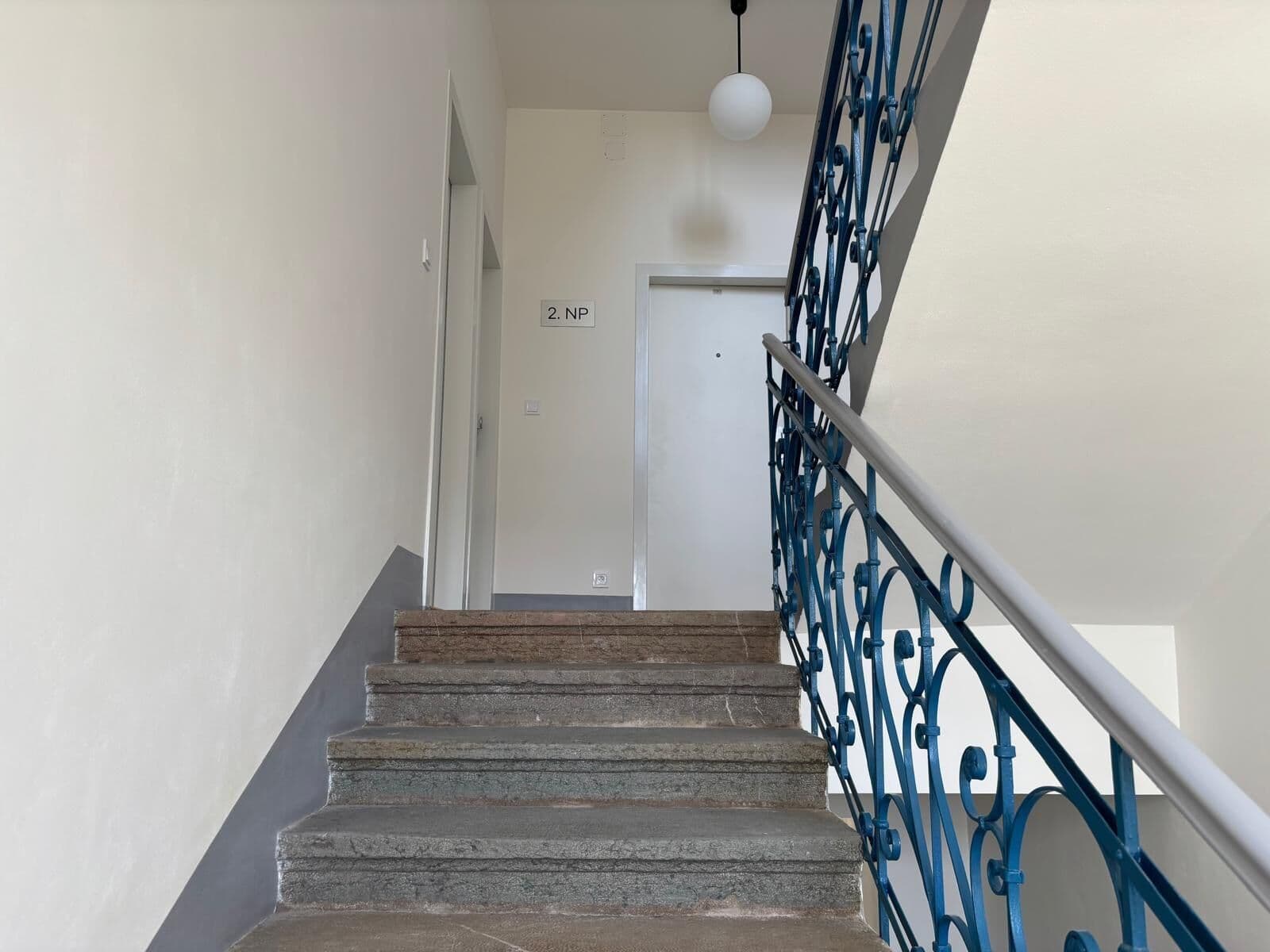 Prenájom bytu 1-izbový 19 m², Kolmá, Praha, Praha Prenájom bytu 1-izbový 19 m², Kolmá, Praha, Praha